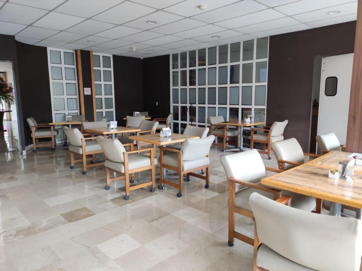 Hotel Oliver Inn - Tlalnepantla Мексико Сити Екстериор снимка