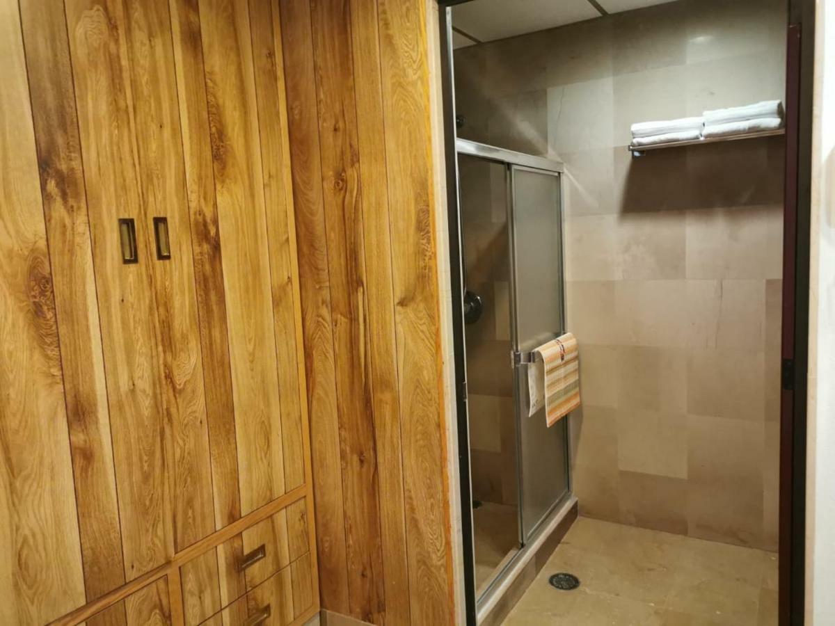 Hotel Oliver Inn - Tlalnepantla Мексико Сити Екстериор снимка